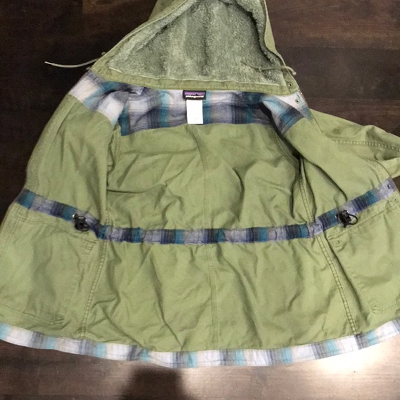 Patagonia Jacket - Picture 9 of 14